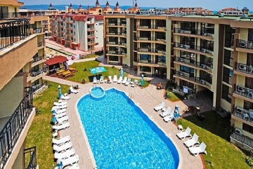 Трехкомнатная квартира на Солнечном Берегу недорого для летнего отдыха и сдачи в аренду. Купить вторичную недвижимость в Болгарии.